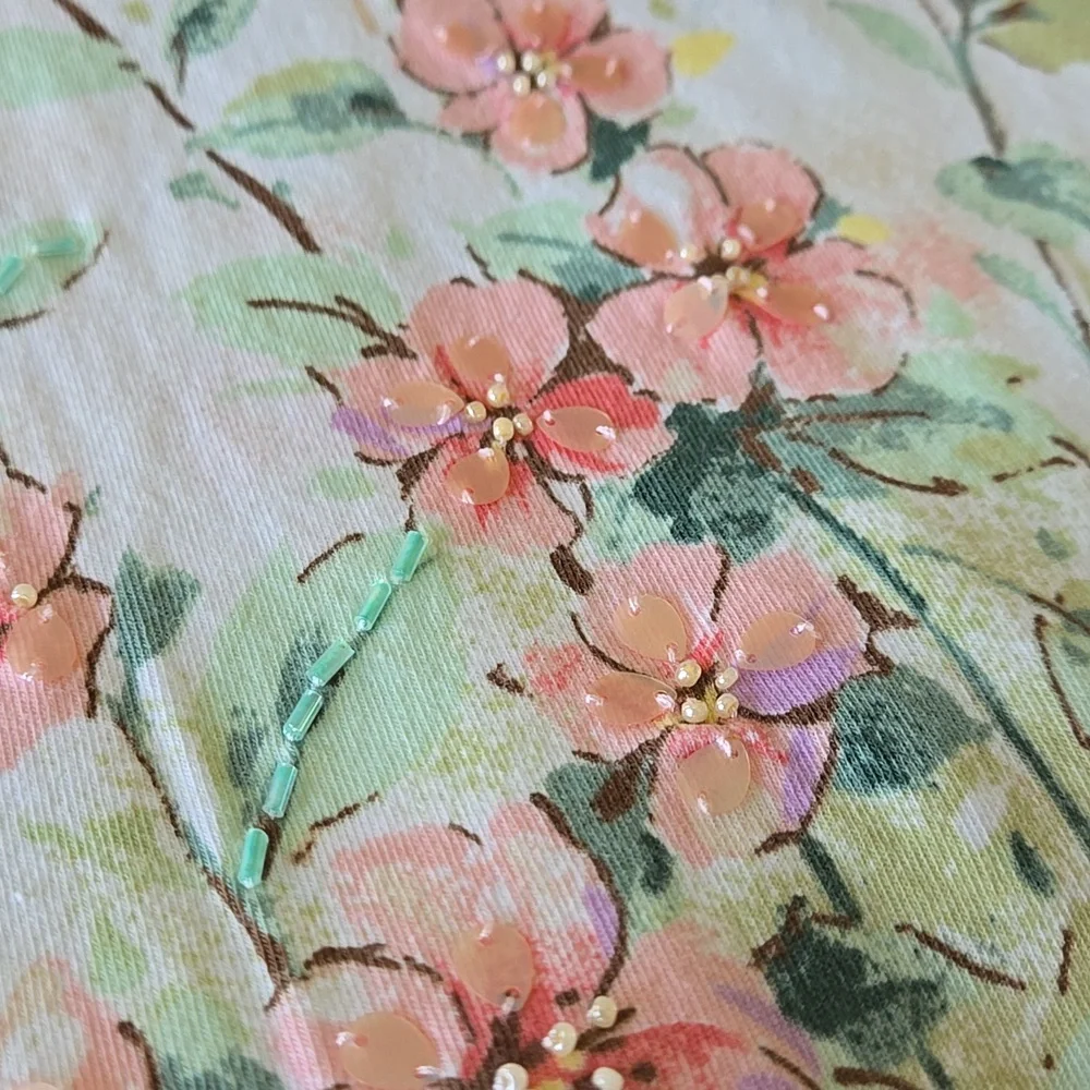 Short Sleeve Colorful Floral Top - Picture 8 of 8